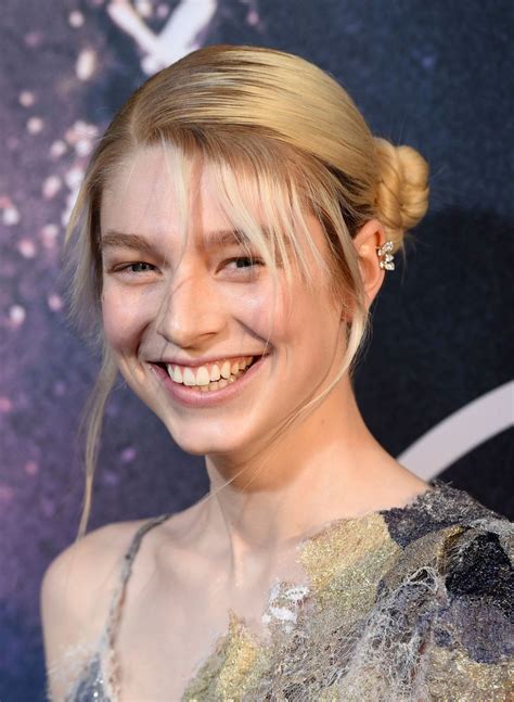 hunter schafer age 22.